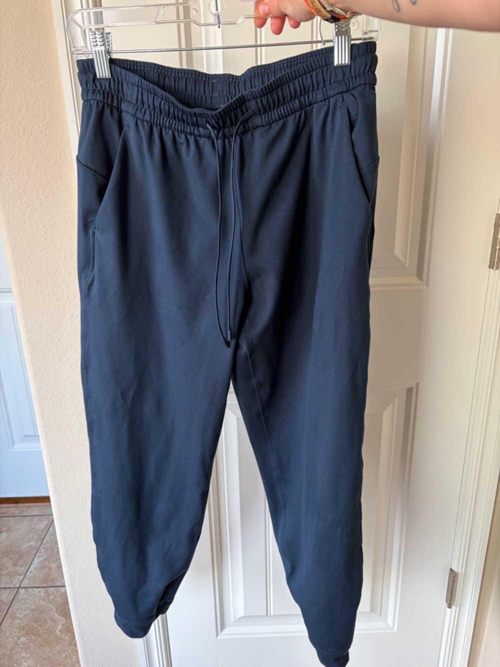 Lululemon joggers 6